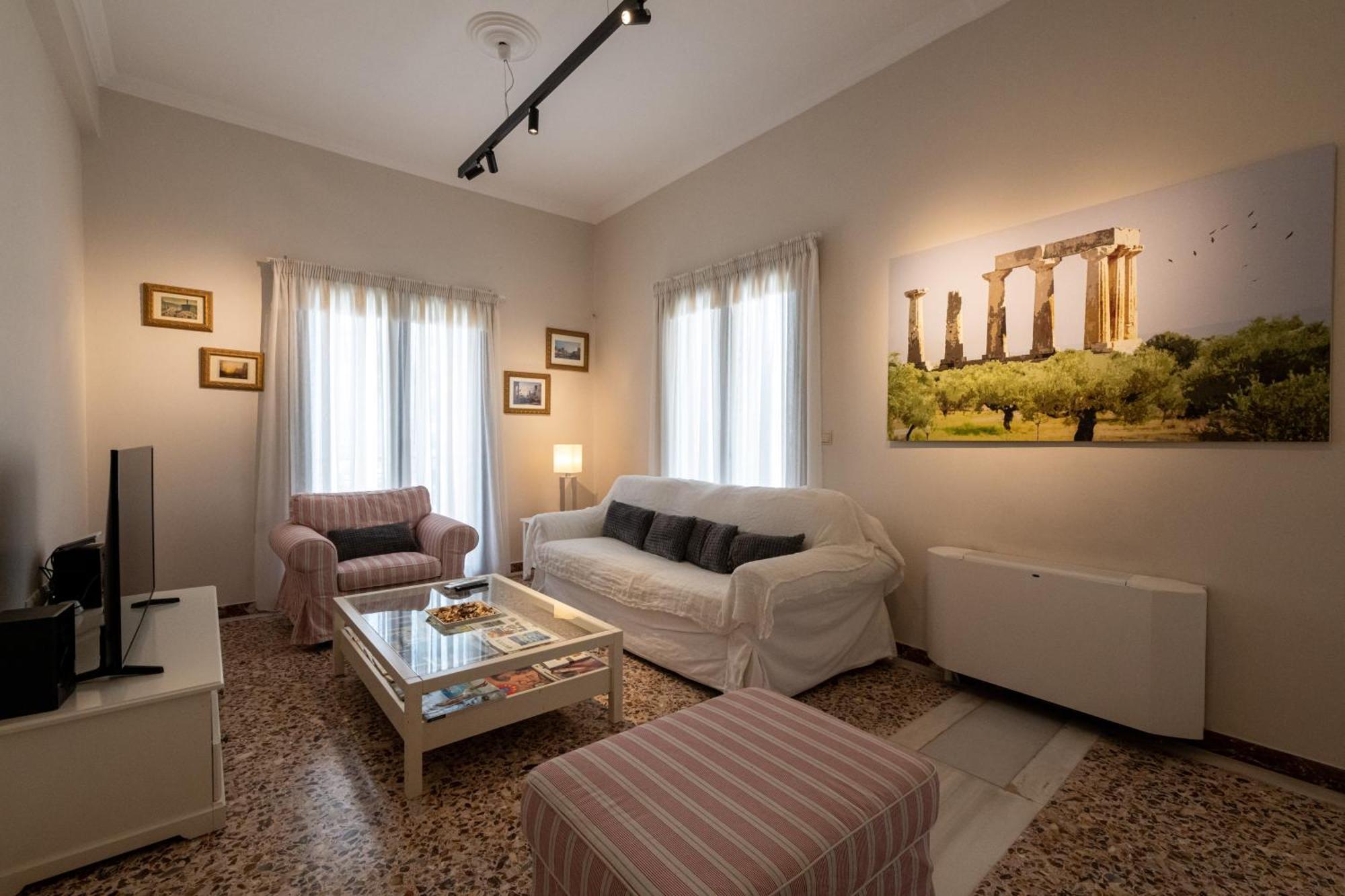 The Mansion - Kalamata Mediterranean Villas Eksteriør billede