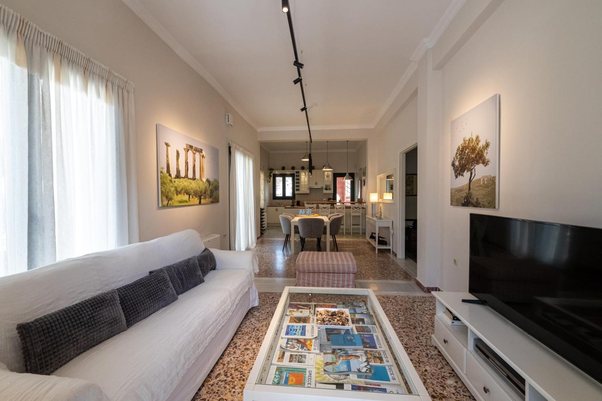 The Mansion - Kalamata Mediterranean Villas Eksteriør billede